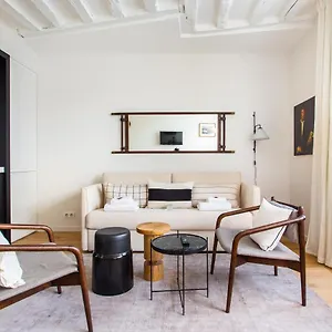 Cozy -2br-6p- Cathedrale De Notre-dame Apartment Paris